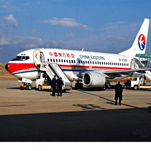 哈尔滨平房机场货运航空快运业稳步发展的原因是什么？